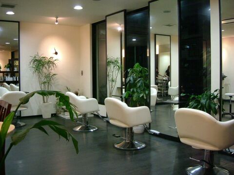 KUPU KUPU HAIR（クプ クプ ヘアー）