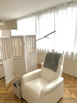 WHITE EYE 鳳店（ホワイト アイ オオトリテン）