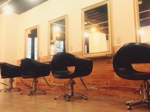 hair and make lucia 梅田茶屋町店（ヘア アンド メイク ルシア ウメダチャヤマチテン）