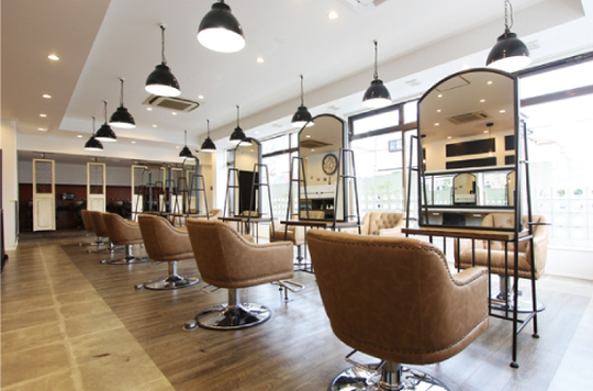 bisou hair grandbase（ビズ ヘアー グランバース）