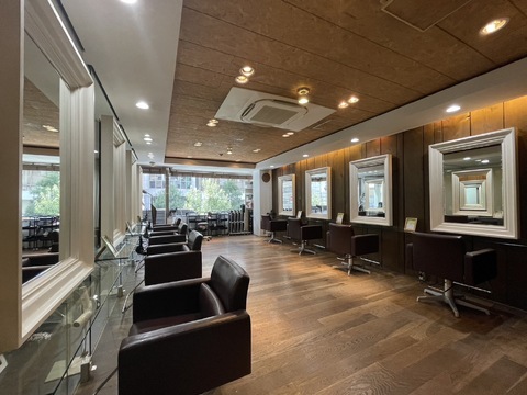 TAYA 心斎橋店（タヤ シンサイバシテン）