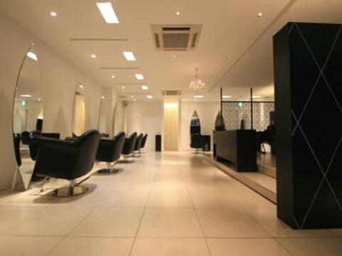 Vision 心斎橋店（ヴィジョン シンサイバシテン）