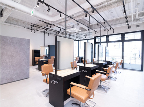 ALLYS 梅田（アリーズ ウメダ）