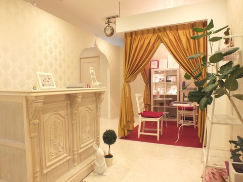 REGOLITH LUNA 天神大名店（レゴリス ルナ テンジンダイミョウテン）