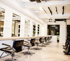 株式会社トップライド