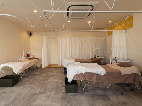 Myrrha 本店（ミュラ ホンテン）