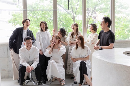 脱白髪染めハイライト専門店 loe 薬院本店（ダツシラガゾメハイライトセンモンテン ロエ ヤクインホンテン）