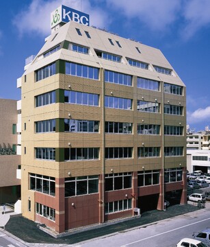 学校法人KBC学園 ビューティーモードカレッジ（ガッコウホウジンケイビイシイガクエン ビューティーモードカレッジ）