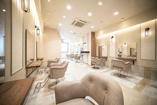 CIEL 江坂店（シエル エサカテン）