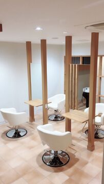 Hair Make TWINS -street-（ヘアー メイク ツインズ ストリート）