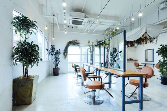 LiLL by glad（リル バイ グラッド）