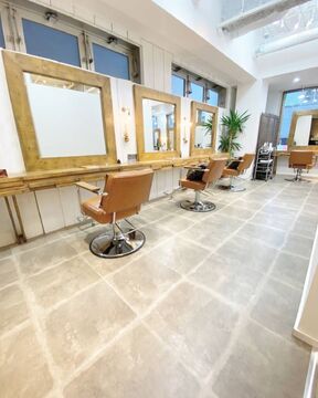 New-Line GINZA（ニューライン ギンザ）