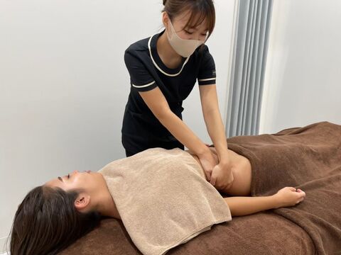 Silk de River 大阪店（シルク ド リバー オオサカテン）