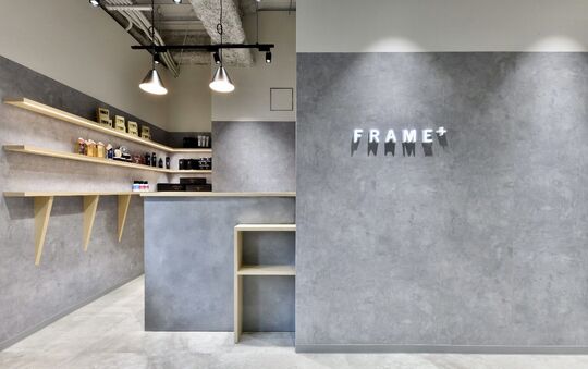 FRAME+HairEsthe 御堂筋難波（フレームプラスヘアエステ ミドウスジナンバ）