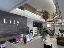 株式会社Lily