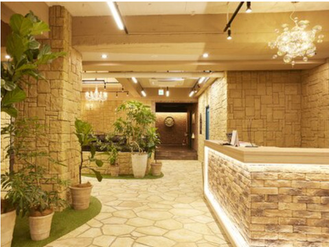 Monica横須賀中央店（モニカヨコスカチュウオウテン）