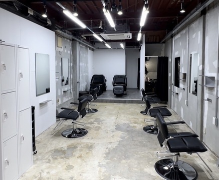 mo.na初芝（モナハツシバ）