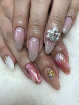 ネイル＆アイラッシュ Dolce 久留米花畑店（ネイル＆アイラッシュ ドルチェ クルメハナバタケテン）