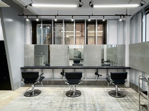 SUNS 梅田（サンズ ウメダ）