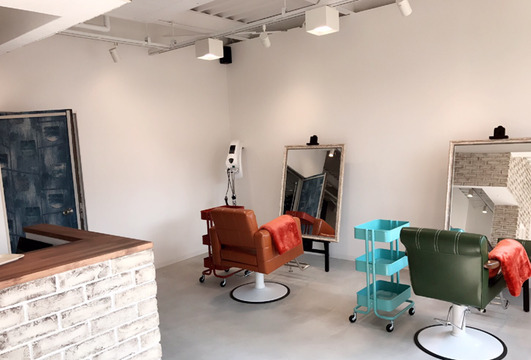 and B（アンド ビー）