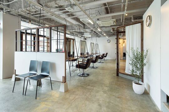 【大和高田駅】しっかり入客してしっかり稼いでいきましょう！入客チャンスが無いだなんて言わせません！UNID（ユニッド）からスタイリスト（美容師）の求人☆★