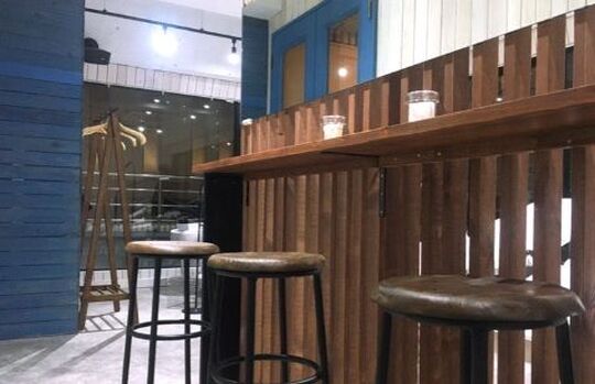 Lolly eye 北千住（ローリー アイ キタセンジュ）