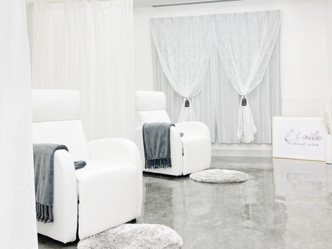 Li aile eye&nail（リ エル アイアンドネイル）