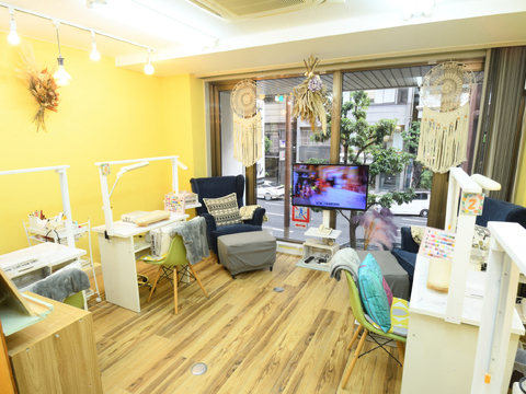 Nailsalon Queen（ネイルサロン クイーン）