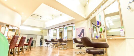 REJOUIR 金山店（リジェール カナヤマテン）