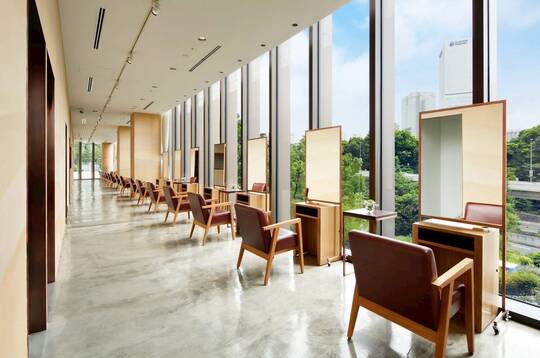 Heaka AVEDA 東京ガーデンテラス店（ヒアカ アヴェダ トウキョウガーデンテラステン）