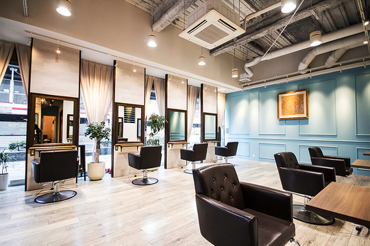 Hair&Spa VARMA 江坂店（ヘアアンドスパ ヴェルマ エサカテン）