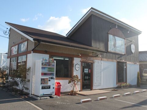 HAIR DESIGN ZERO（ヘアー デザイン ゼロ）