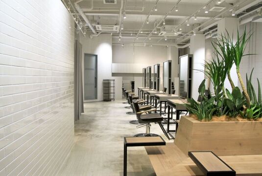 NILLU 塚本店（ニル ツカモトテン）