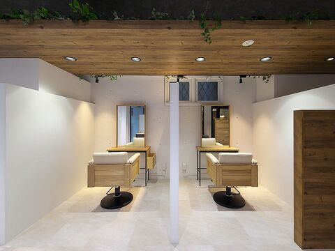 bloom hair design（ブルーム ヘア デザイン）