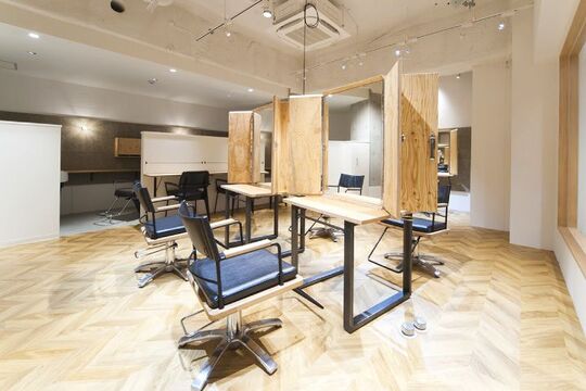 DOLCE hair 横堤店（ドルチェ ヘアー ヨコヅツミテン）