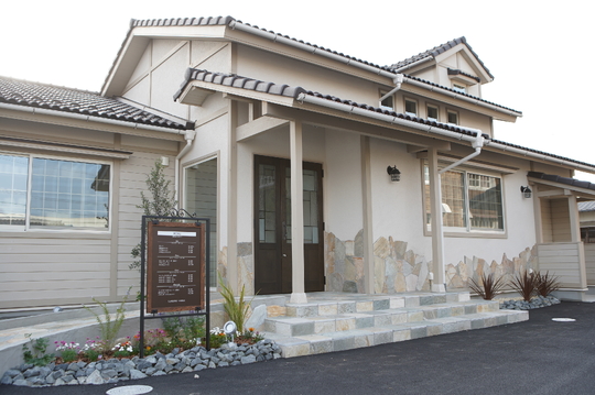 TJ天気予報 1t 津島店 （ティージェーテンキヨホウ イットンツシマテン）