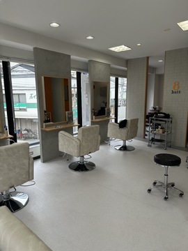 huit8（ユイト）