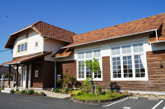 【西春】◆社会保険完備・完全週休2日制・産休育休取得実績あり・寮あり◆サロン内で幅広いスキルが学べる企業型サロン！あなたの好きを活かして働けます！美容師としての人生を目いっぱい楽しめる「TJ天気予報 7mm 北名古屋店 （ティージェーテンキヨホウナナミリキタナゴヤテン）」からアシスタント（美容師）の求人☆★