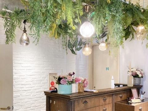 Eyelash Salon MOI（アイラッシュ サロン モイ）