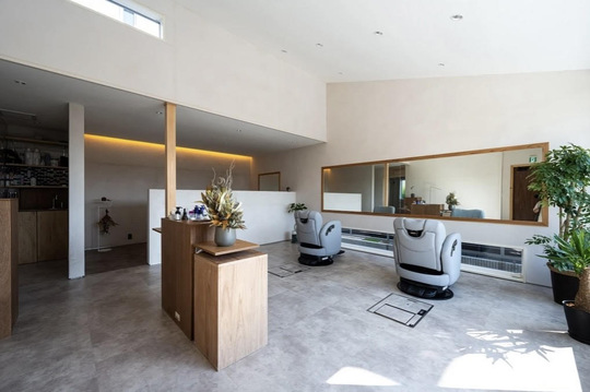 No.2128（ナンバーニイチニハチ）