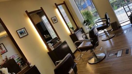 b.a.u（バウハウス）