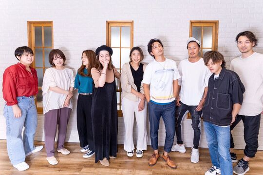 【膳所】≪土日の休みOK！月8日休み！社会保険完備！有給休暇あり≫基本給30万円でやりがいを持って働いていけるサロン！業務委託も選択可能・終身雇用も考えた、好待遇サロン「Wis hair design（ウィズヘアデザイン）」高単価でお客様とゆったり関わっていけます！スタイリスト（美容師）の求人★☆