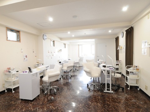 nail salon Belle（ネイル サロン ベル）