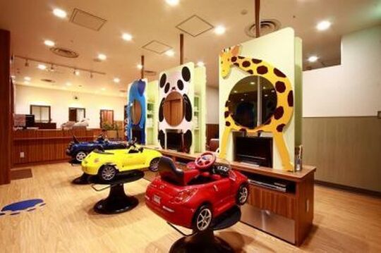 BEST CUT ZOO ウイステ野田阪神店　（ベストカットズー　ウイステノダハンシンテン）