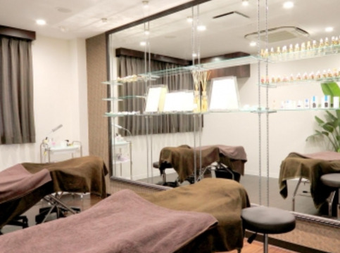 RAVILISS（ラヴィリス）