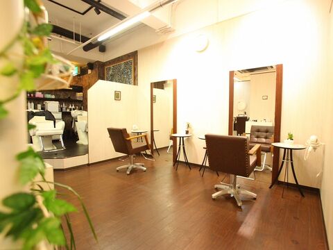 natural.f（ナチュラル エフ）