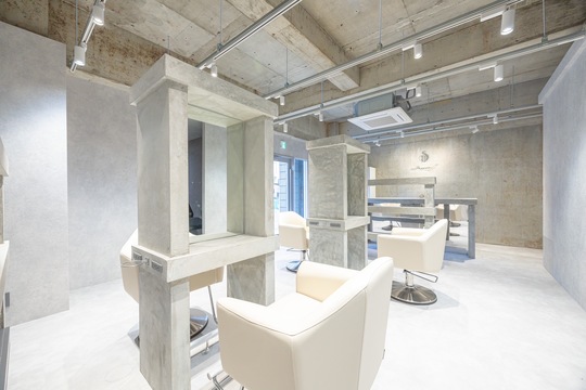 Mignon S 阪神西宮店（ミニョン エス ハンシンニシノミヤテン）