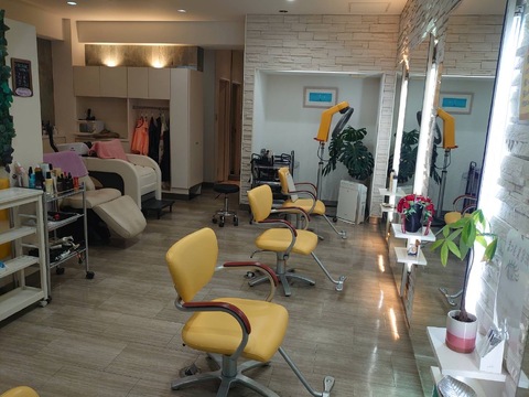 Natural Hair Salon Laulea （ナチュラル ヘア サロン ラウレア）