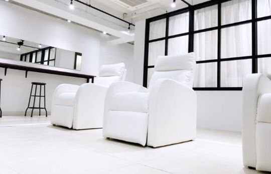 Lolly eye 原宿（ローリー アイ ハラジュク）