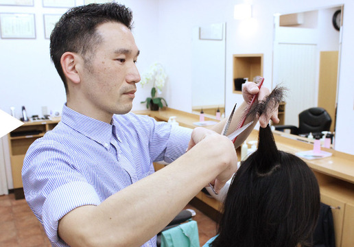 理容ドラゴン 高坂店（リヨウドラゴン タカサカテン）